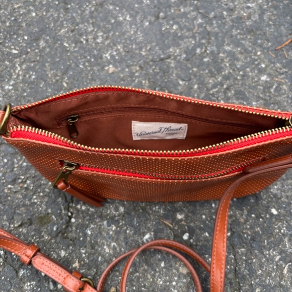 Universal Threads Faux Brown Leather Crossbody - Picture 5 of 5